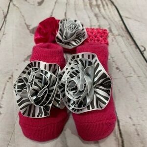 NWOT Newborn Zebra Print Headband & Sock Booties